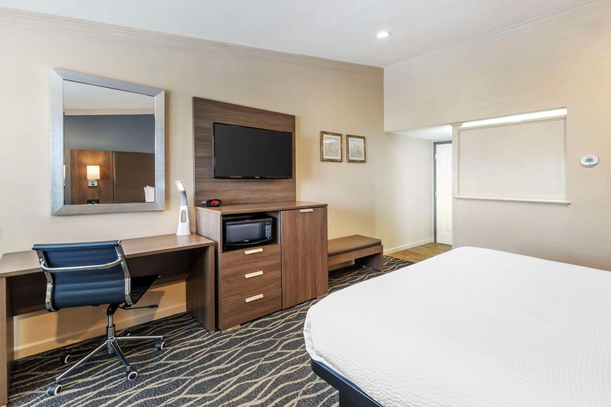 Best Western Plus Hill House Bakersfield Dış mekan fotoğraf