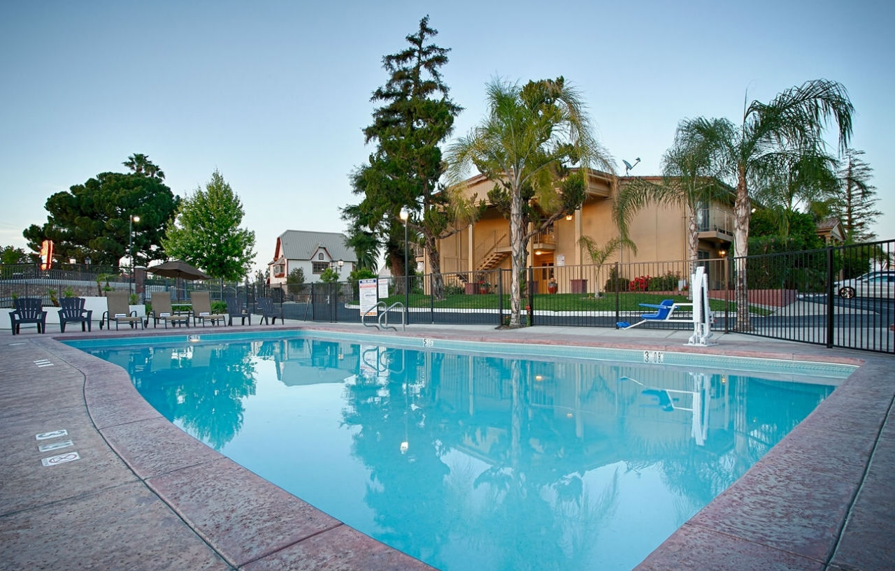 Best Western Plus Hill House Bakersfield Dış mekan fotoğraf